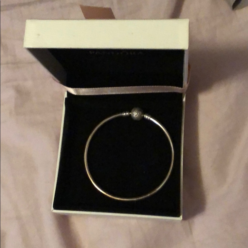 Pandora Bangle